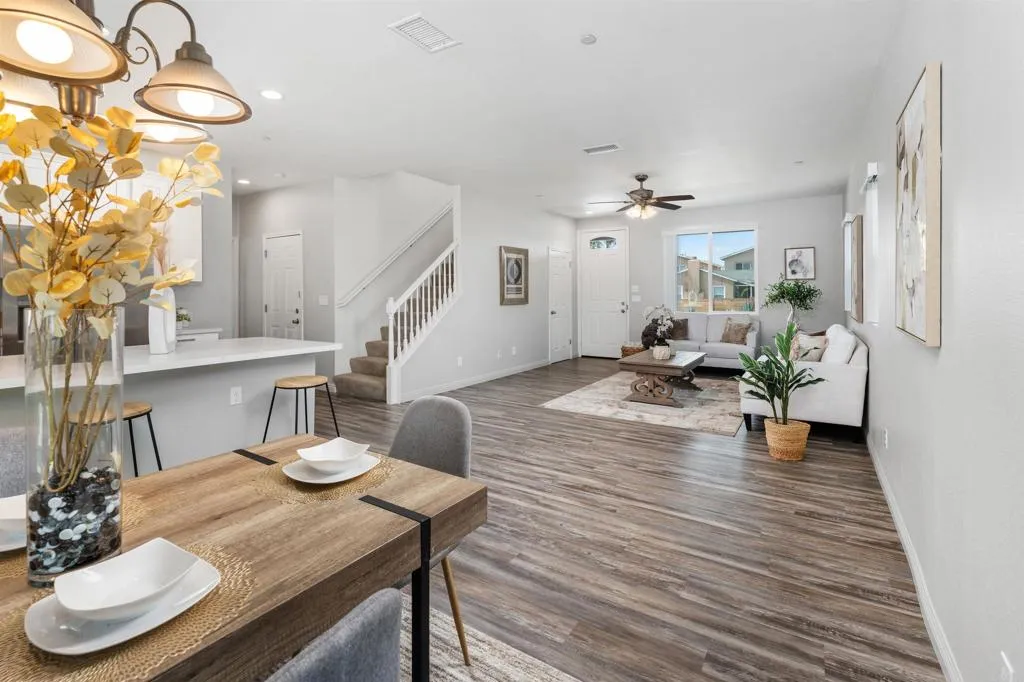 https://cdn.realtyfeed.com/cdn/127/306705390/5638734f418f70b2661813354204993e.webp
