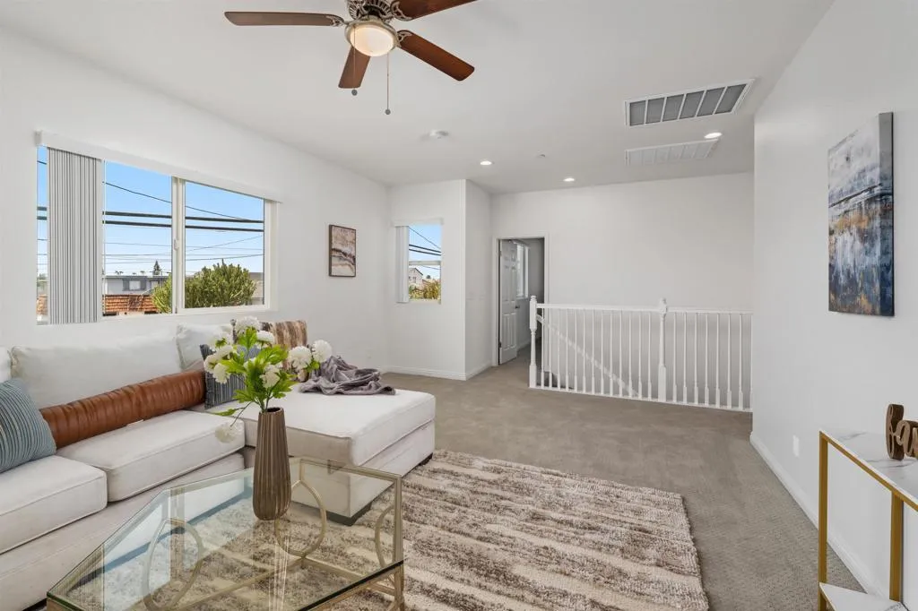 https://cdn.realtyfeed.com/cdn/127/306705390/cae009e4ecea34c494eb2555c2398b37.webp