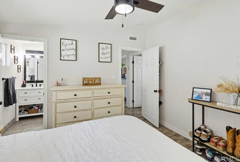 https://cdn.realtyfeed.com/cdn/127/306705398/fe56a841731c959335f547ebcd93d076.webp