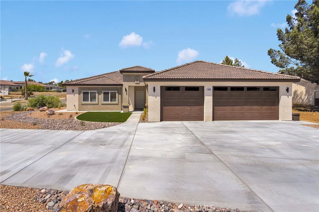 12820 4th Avenue, Victorville, CA 92395 - Photo 2 of 32, Victorville, CA