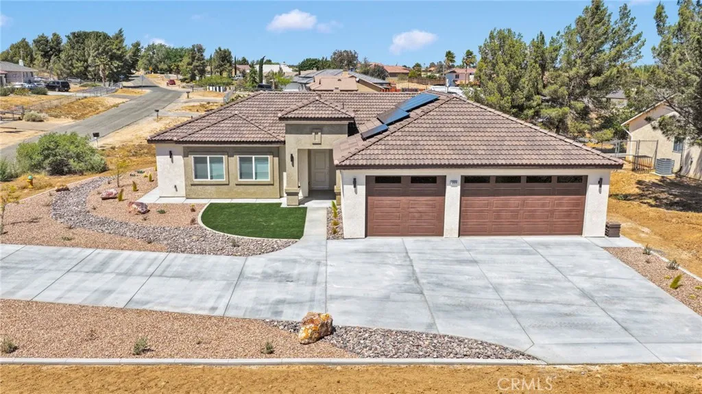 12820 4th Avenue, Victorville, CA 92395 - Photo 3 of 32, Victorville, CA