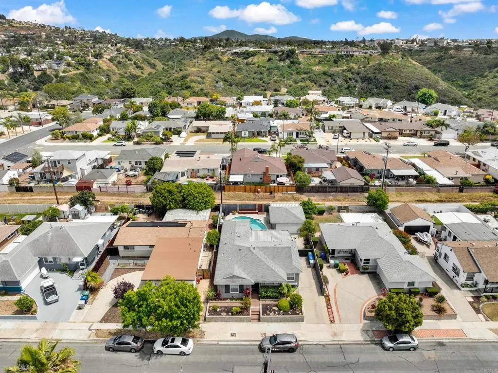 https://cdn.realtyfeed.com/cdn/127/306705418/10856a6908ecda59a98193a13dcc8fc6.webp