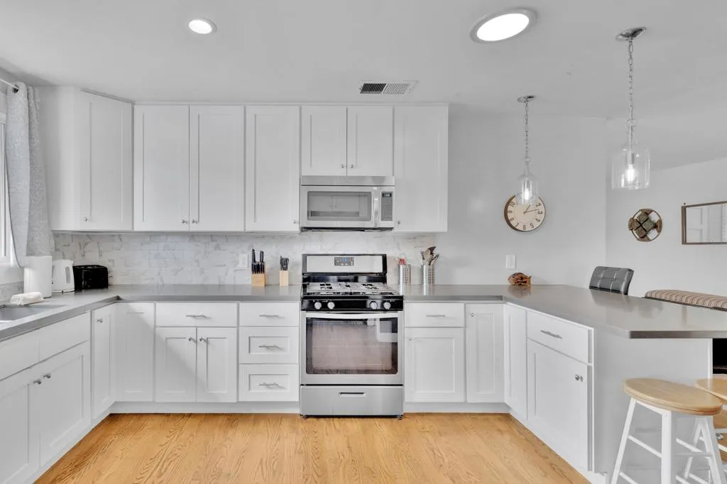 https://cdn.realtyfeed.com/cdn/127/306705418/5be0568c710968cca29fb9b46aebc786.webp