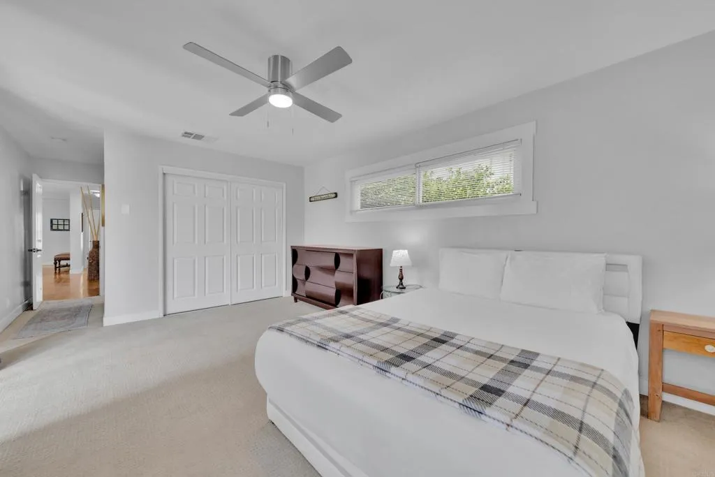 https://cdn.realtyfeed.com/cdn/127/306705418/b171274ae57ef048a68d8e14859ae3d4.webp