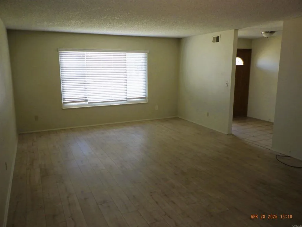 https://cdn.realtyfeed.com/cdn/127/306705465/1dc0ff5866242ae0689fb91d7ce4c9a7.webp