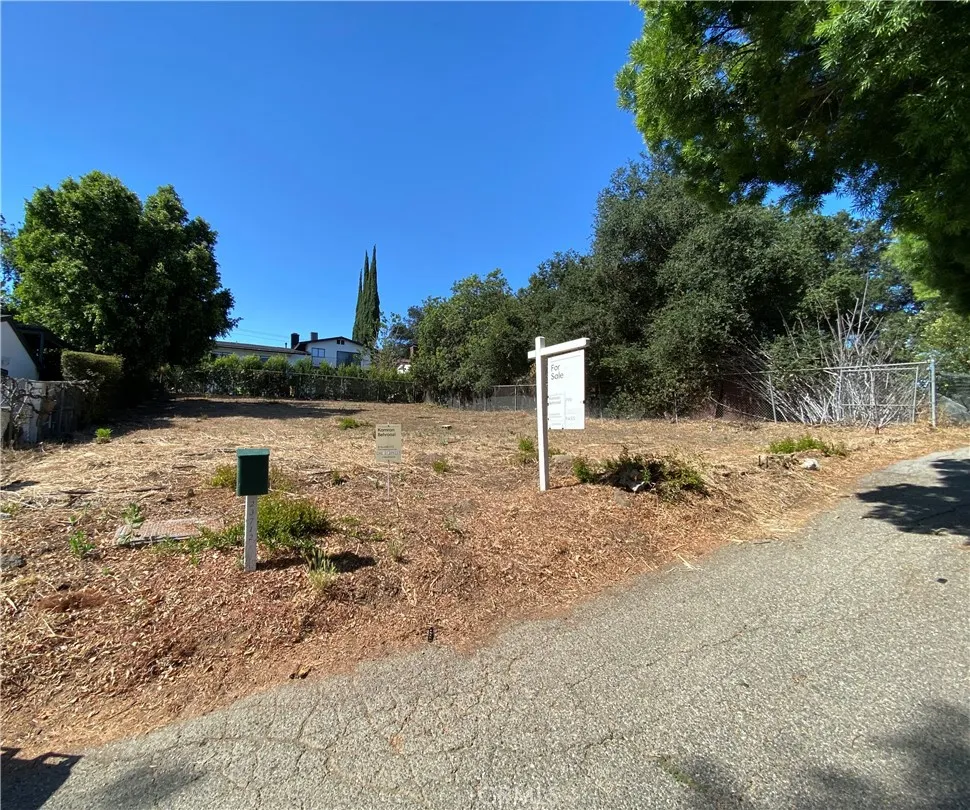 Calabasas, CA 91302