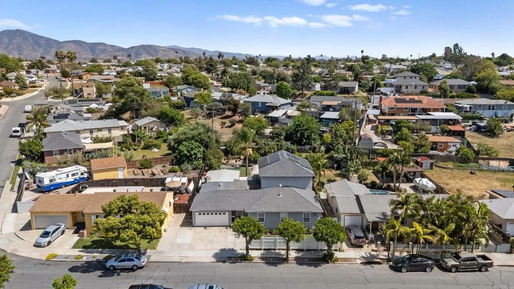 https://cdn.realtyfeed.com/cdn/127/306705514/5b6208df78e5fe7ae1eaf76281782a3a.webp