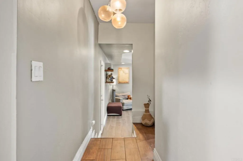 https://cdn.realtyfeed.com/cdn/127/306705514/676bb53238fc4a1248e0201d88e40649.webp