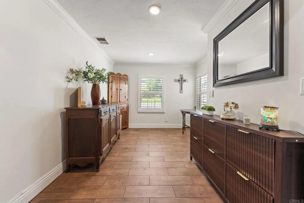 https://cdn.realtyfeed.com/cdn/127/306705514/a9c5da6247d93704112af1a349d59217.webp