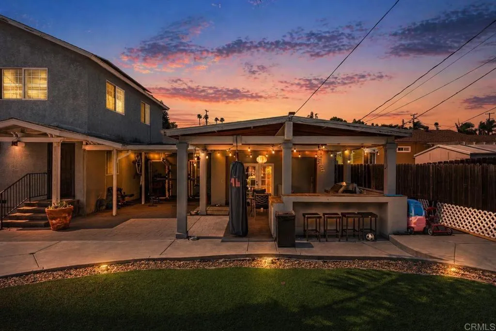 https://cdn.realtyfeed.com/cdn/127/306705514/b6b9caa3c0c0408f985531ec6411595e.webp