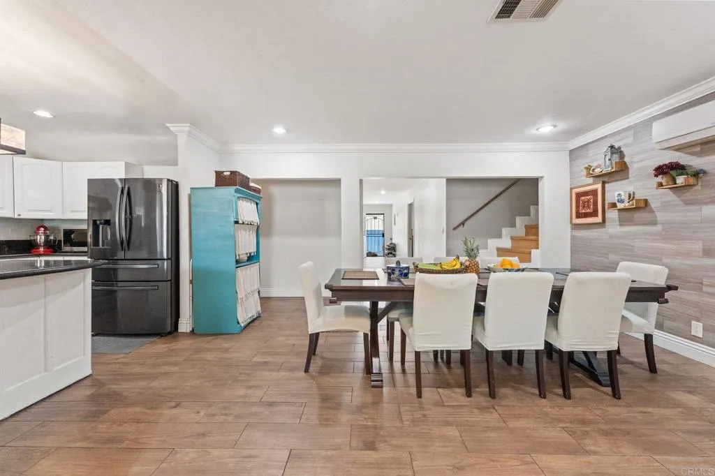 https://cdn.realtyfeed.com/cdn/127/306705514/ddf5289b3d11d88ecc13353652b5b570.webp