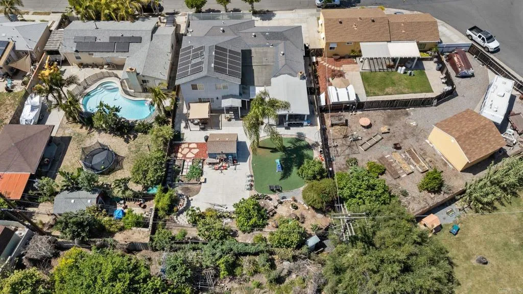 https://cdn.realtyfeed.com/cdn/127/306705514/ed6a532849329bebdbd4660b670df1d7.webp
