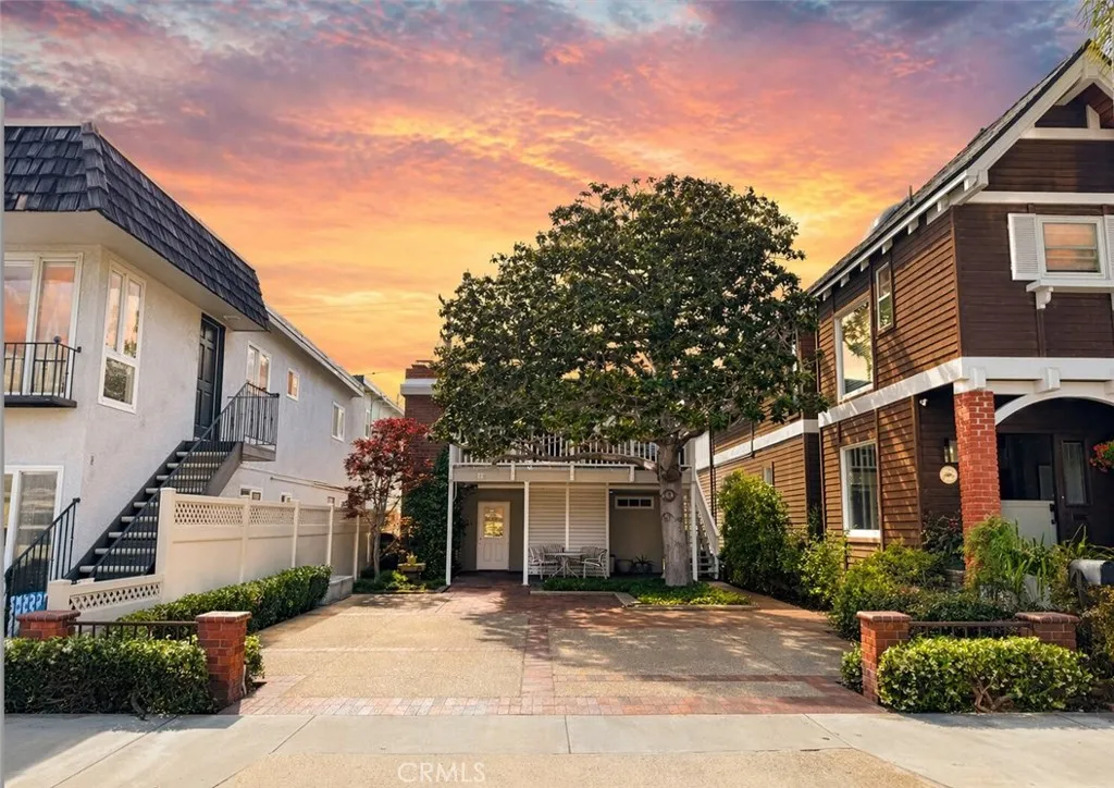 Newport Beach, CA 92662