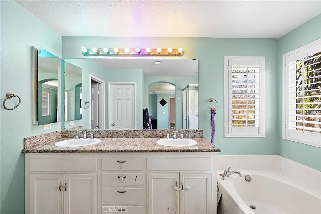 https://cdn.realtyfeed.com/cdn/127/306705679/281ac82fe66c08d287a6868621c4fe28.webp