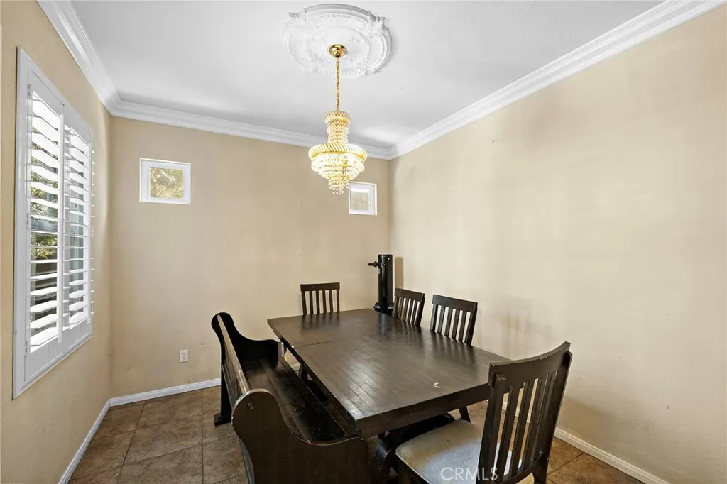 https://cdn.realtyfeed.com/cdn/127/306705679/35cda4d9d33672cc33c4f9ea677b860a.webp
