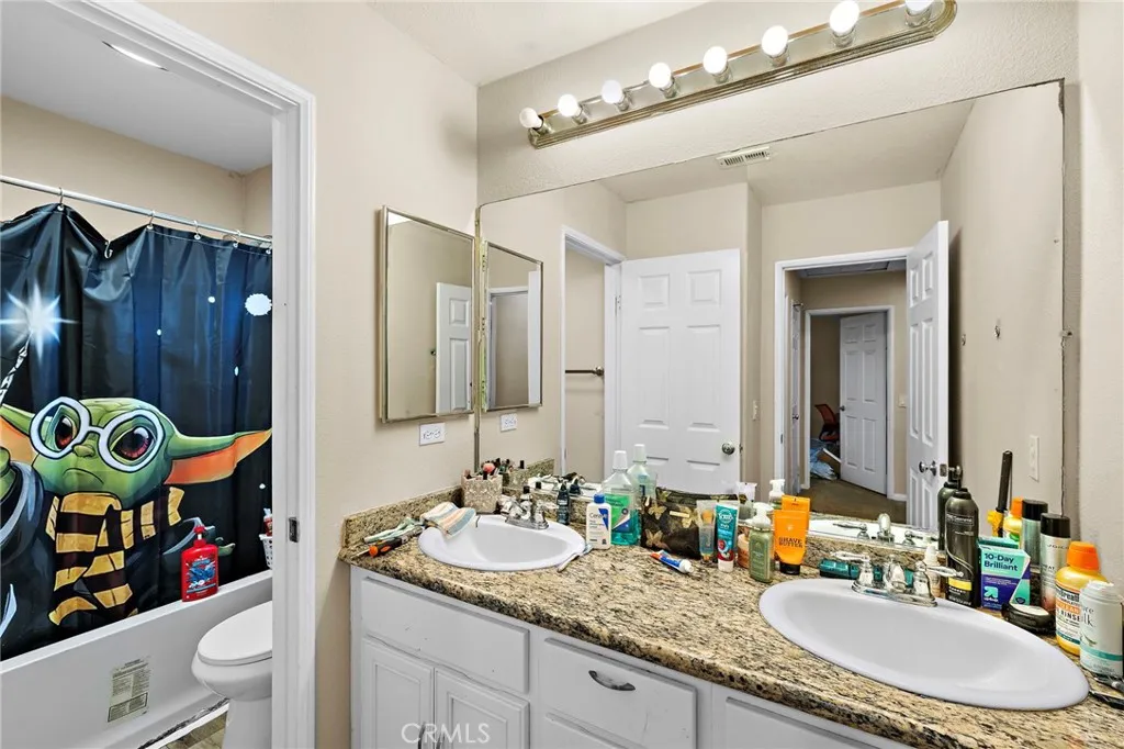 https://cdn.realtyfeed.com/cdn/127/306705679/43ce2e79f9c1d719d219825b76c810a1.webp