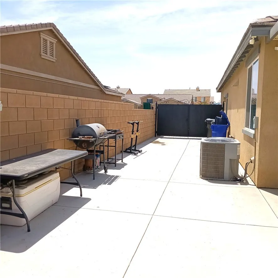 12342 Del Sur Street, Victorville, CA 92392 - Photo 3 of 24, Victorville, CA