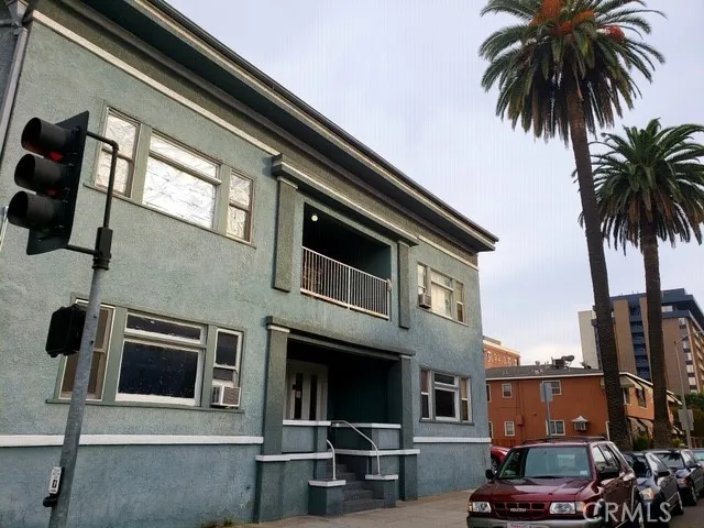 354 Chestnut Avenue Unit 4, Long Beach, CA 90802 - Photo 2 of 14, Long Beach, CA