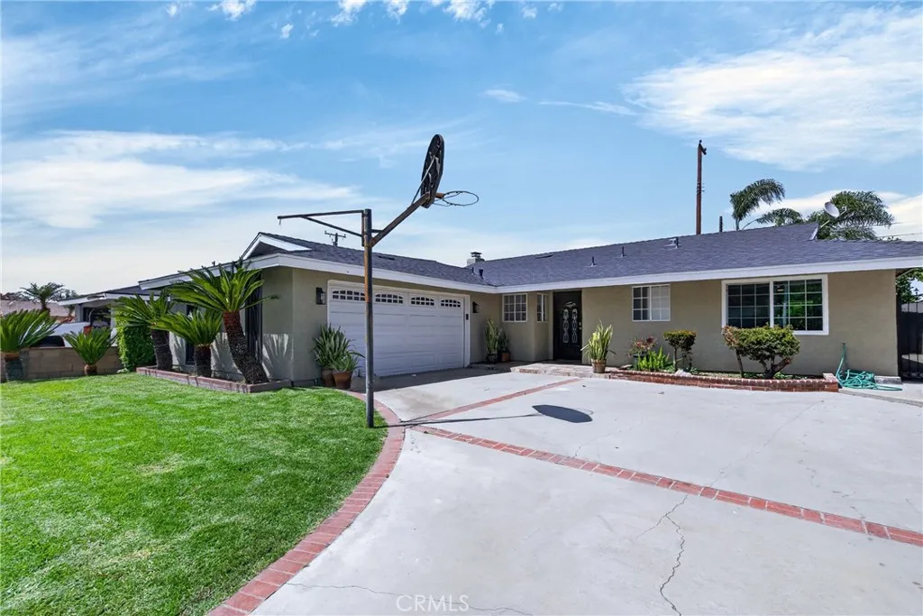 Hacienda Heights, CA 91745