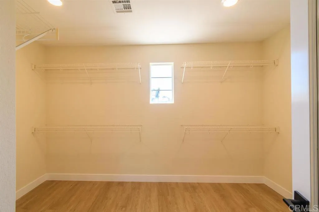 https://cdn.realtyfeed.com/cdn/127/306705759/0d10338b4636f84e989ed32fb5e502d9.webp