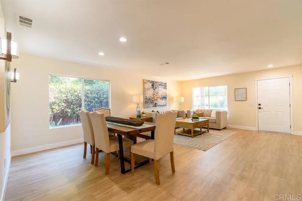 https://cdn.realtyfeed.com/cdn/127/306705759/12e3595f810cf9a758d5d71af1ca7bb4.webp