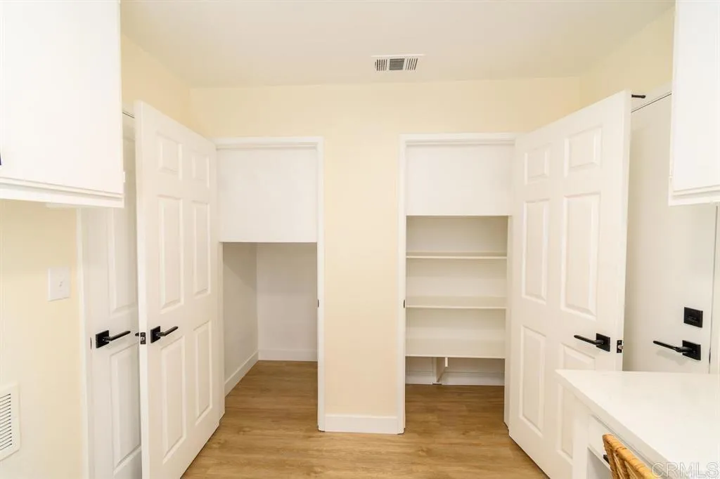 https://cdn.realtyfeed.com/cdn/127/306705759/dd69865da1b959180036ce1a90b214f7.webp