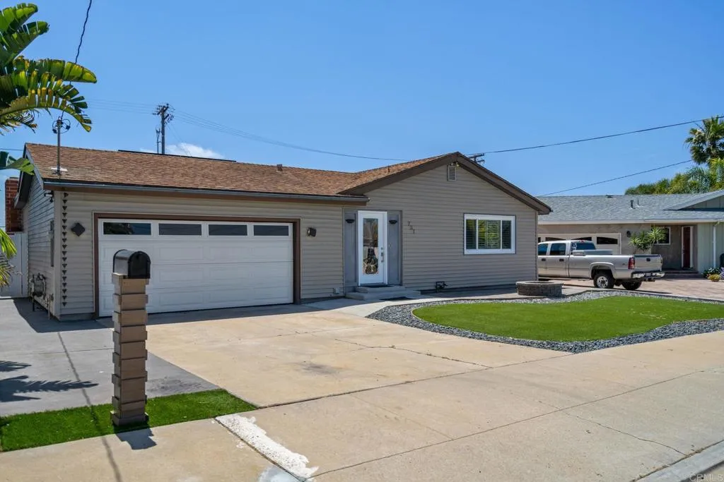 https://cdn.realtyfeed.com/cdn/127/306705768/02e7faeb1d92ee04095c87e53e0a8390.webp