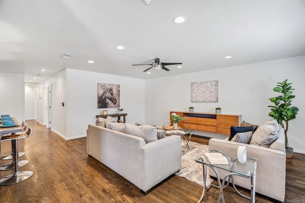 https://cdn.realtyfeed.com/cdn/127/306705768/3f9bd8ba29ddebe8758ea61ad3a26054.webp