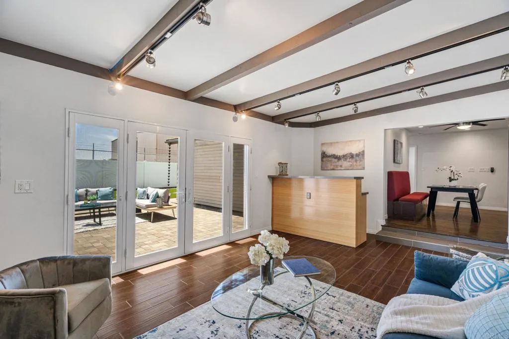 https://cdn.realtyfeed.com/cdn/127/306705768/4d242e0529c81ac635e4bc8b6937cf0a.webp