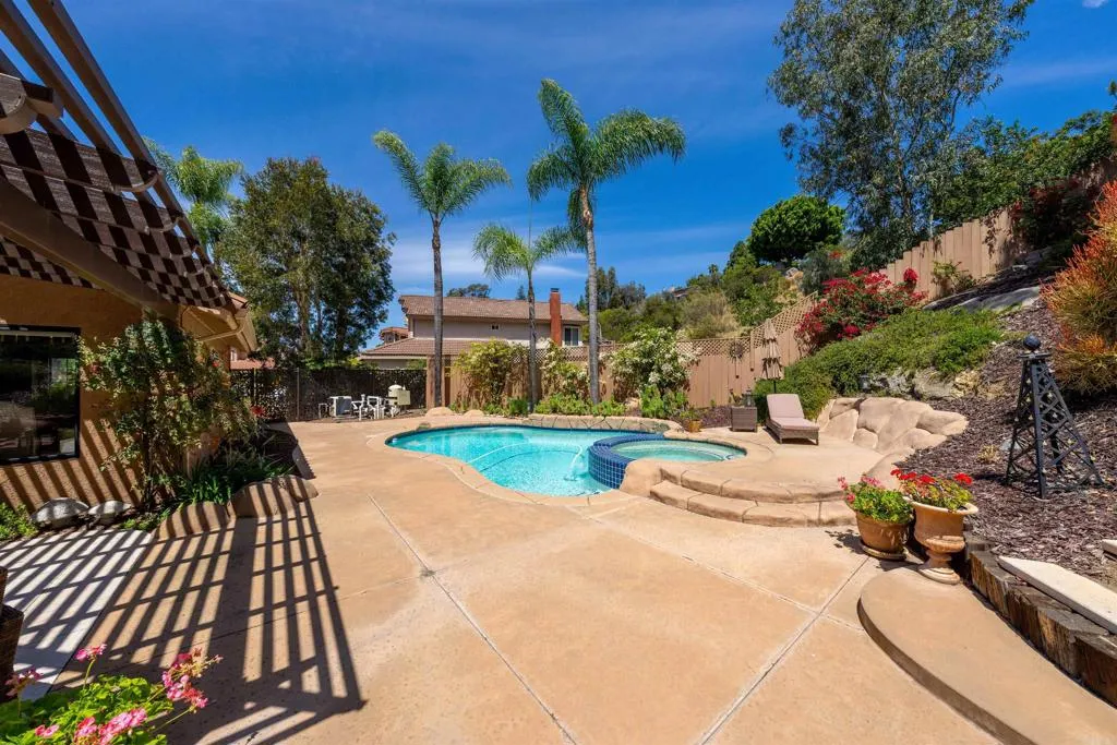 https://cdn.realtyfeed.com/cdn/127/306705772/0801b147e1ab1f1a6ad3808645670e44.webp