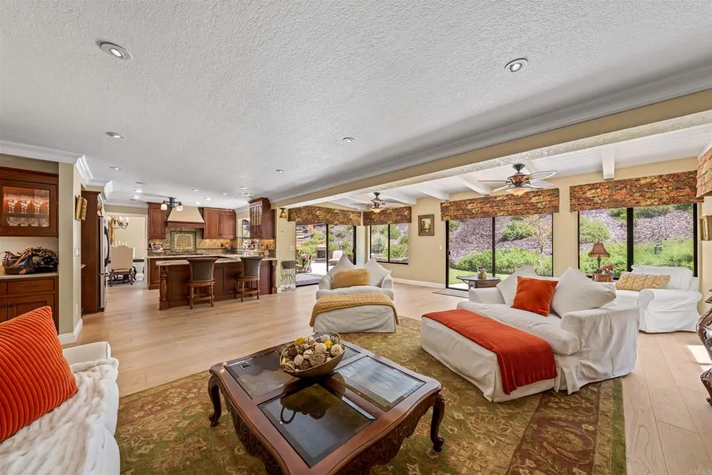 https://cdn.realtyfeed.com/cdn/127/306705772/4280720482ffc2b5c023f3c6b89a017b.webp
