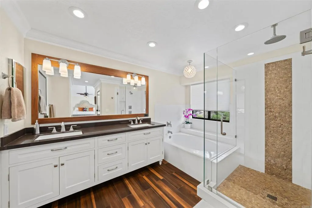 https://cdn.realtyfeed.com/cdn/127/306705772/a5a060c242366a33f770b4255abed353.webp