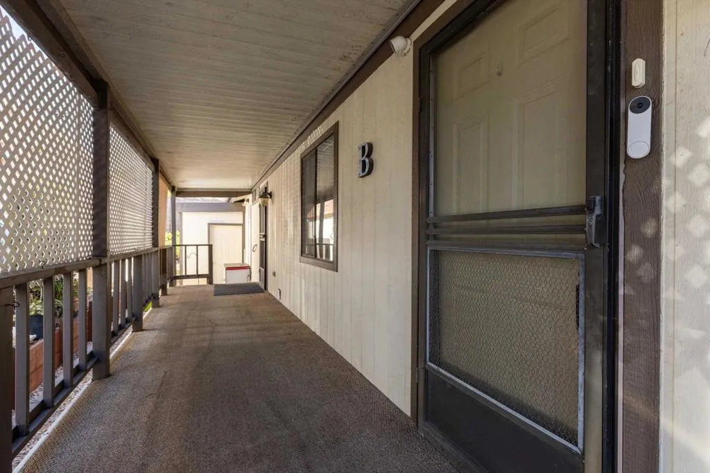https://cdn.realtyfeed.com/cdn/127/306705808/0bf64b32f98fcedbe333abedf341d140.webp