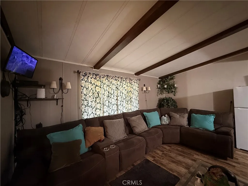 https://cdn.realtyfeed.com/cdn/127/306705813/08eebd17a3bc5f36f731519e9fa75bca.webp
