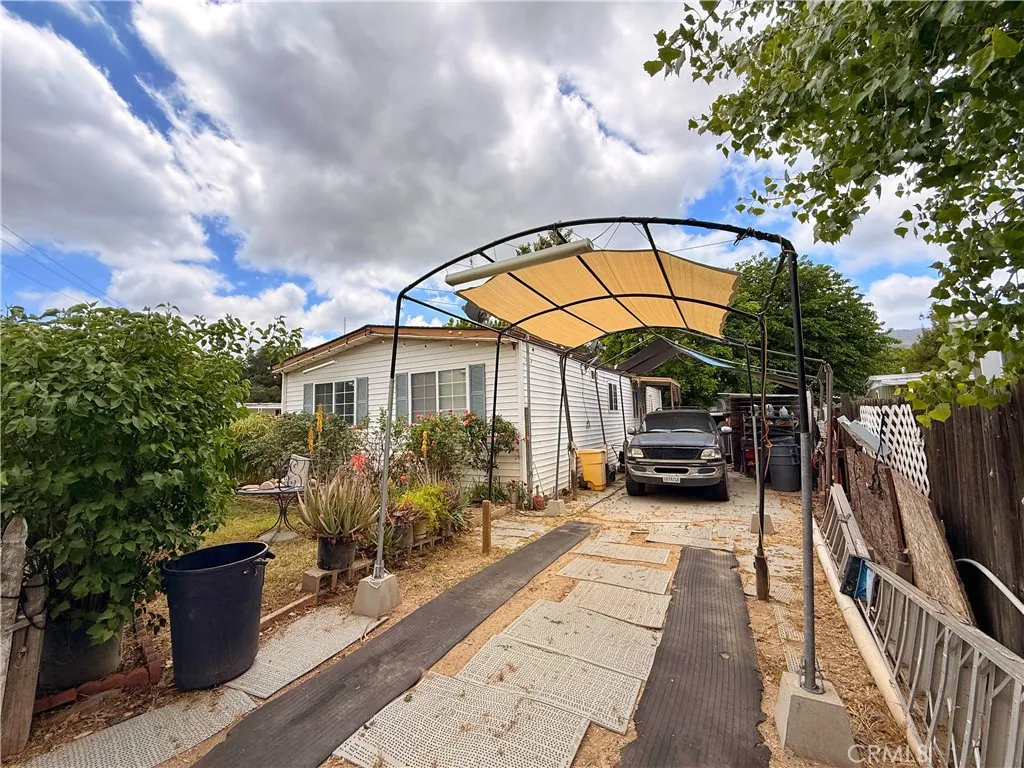 https://cdn.realtyfeed.com/cdn/127/306705813/6cf5622076d9a15d6c02da17a137d929.webp