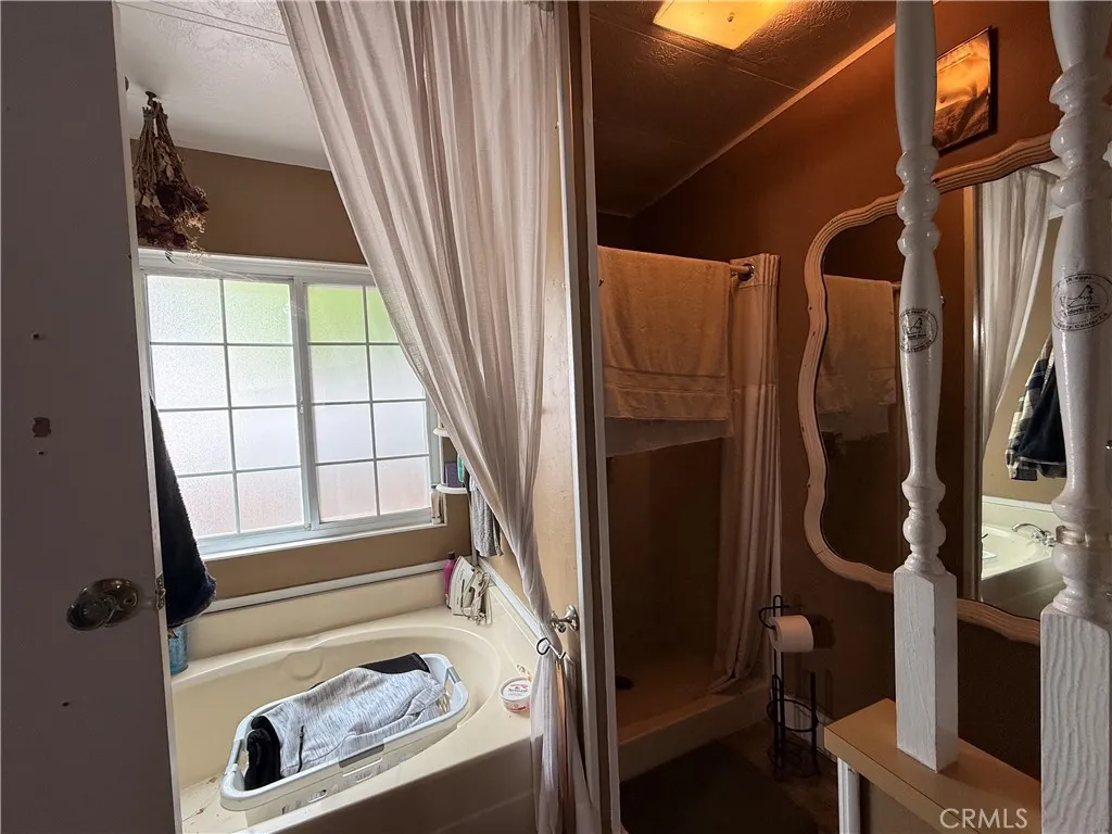 https://cdn.realtyfeed.com/cdn/127/306705813/91f54f299422f460599f10eb0582095a.webp