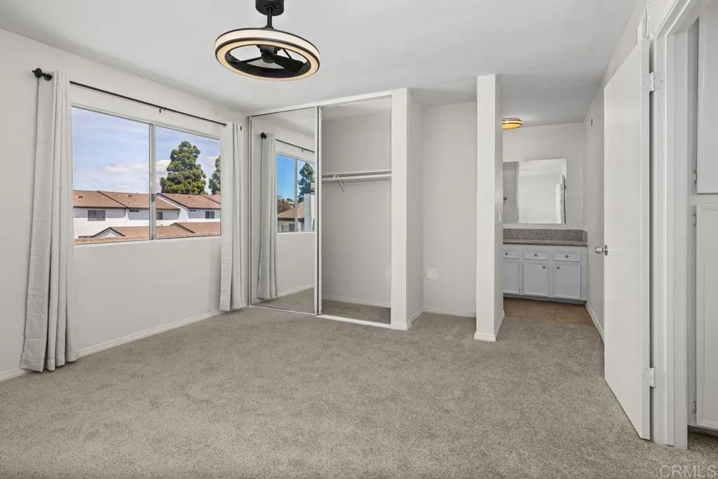 https://cdn.realtyfeed.com/cdn/127/306705814/25d66b3ed3ac1a490a7511ce9845444c.webp