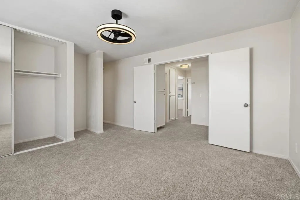 https://cdn.realtyfeed.com/cdn/127/306705814/6a226d247639e9b83a26baa2f8d3b3b7.webp