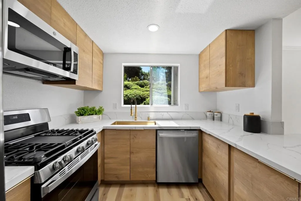 Photo #7: PTP2603232 Listing: Photo #7