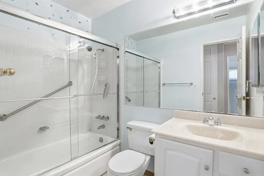 https://cdn.realtyfeed.com/cdn/127/306705885/6d020d67eb818356cb982448547ebc29.webp