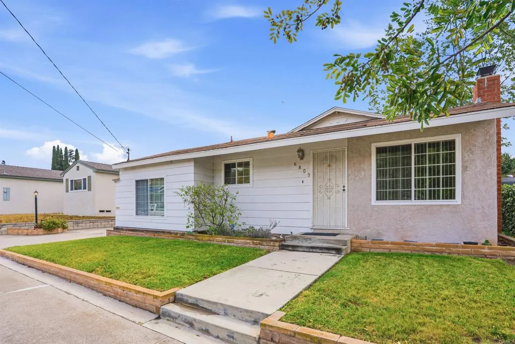 https://cdn.realtyfeed.com/cdn/127/306705885/f36a5e24330eec9aed8bbdae907502c2.webp