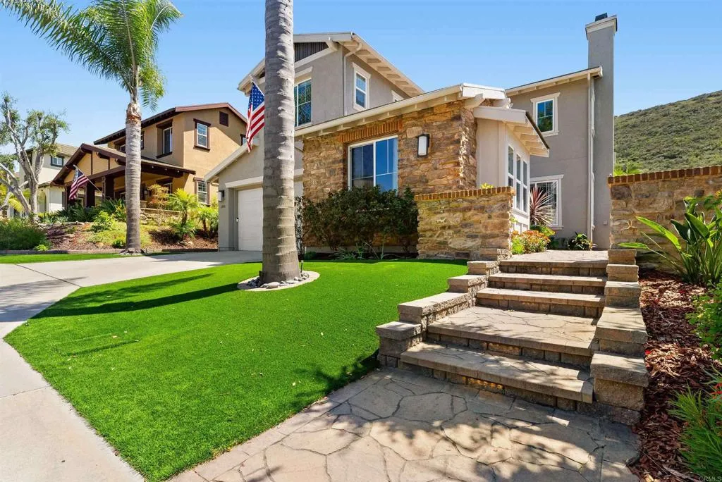 https://cdn.realtyfeed.com/cdn/127/306705886/366b825887427d96ece99ea765d6b976.webp