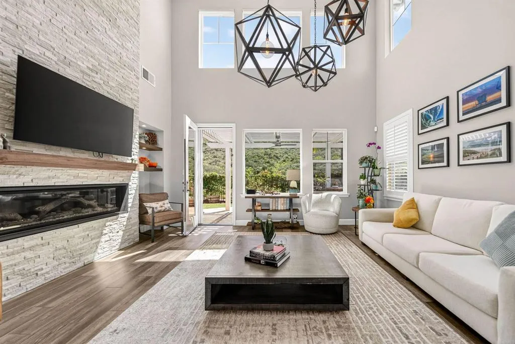 https://cdn.realtyfeed.com/cdn/127/306705886/419f4dbc95e2ba2fa173d51ac4f839a1.webp