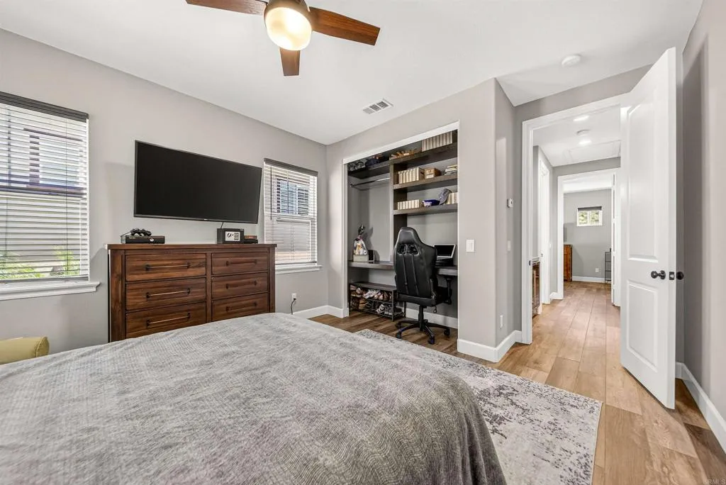 https://cdn.realtyfeed.com/cdn/127/306705886/580bc9f054e9791bc84766c97c80c227.webp