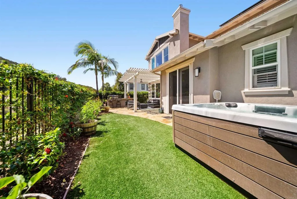 https://cdn.realtyfeed.com/cdn/127/306705886/71fc95f7fa0e4c24d6eb1195d2fbcabb.webp