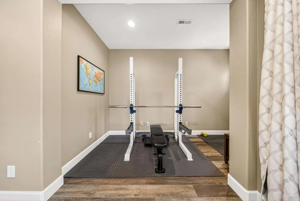 https://cdn.realtyfeed.com/cdn/127/306705886/e35e3aeecfa8b48817deda5e6e38b4a5.webp