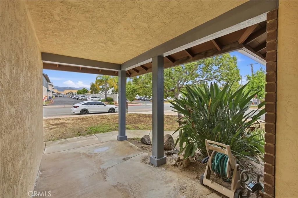 https://cdn.realtyfeed.com/cdn/127/306705889/15b1a59db3ec74d6e60e8a0b0a784634.webp