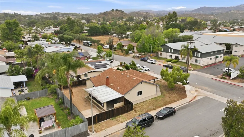 https://cdn.realtyfeed.com/cdn/127/306705889/75cc9889e6f7feb3b4f37c23c5bca0ca.webp