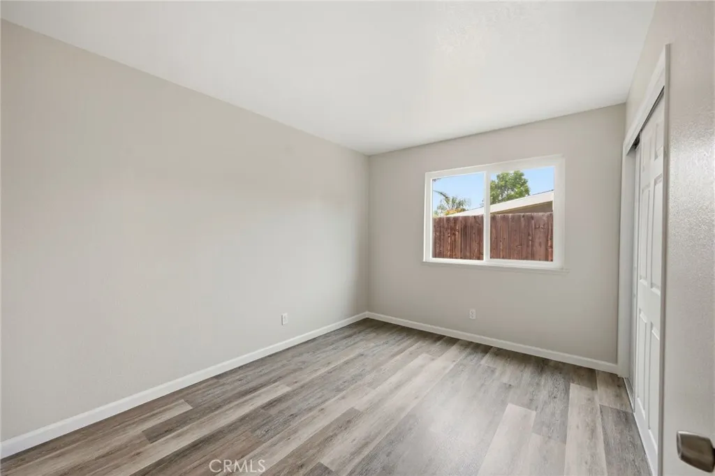 https://cdn.realtyfeed.com/cdn/127/306705889/9bd2b6bccb08d802513bec1a0d8da088.webp