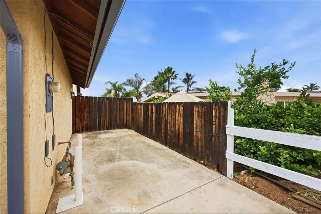 https://cdn.realtyfeed.com/cdn/127/306705889/d5c7ee16f04fc5d61716961313f50f82.webp